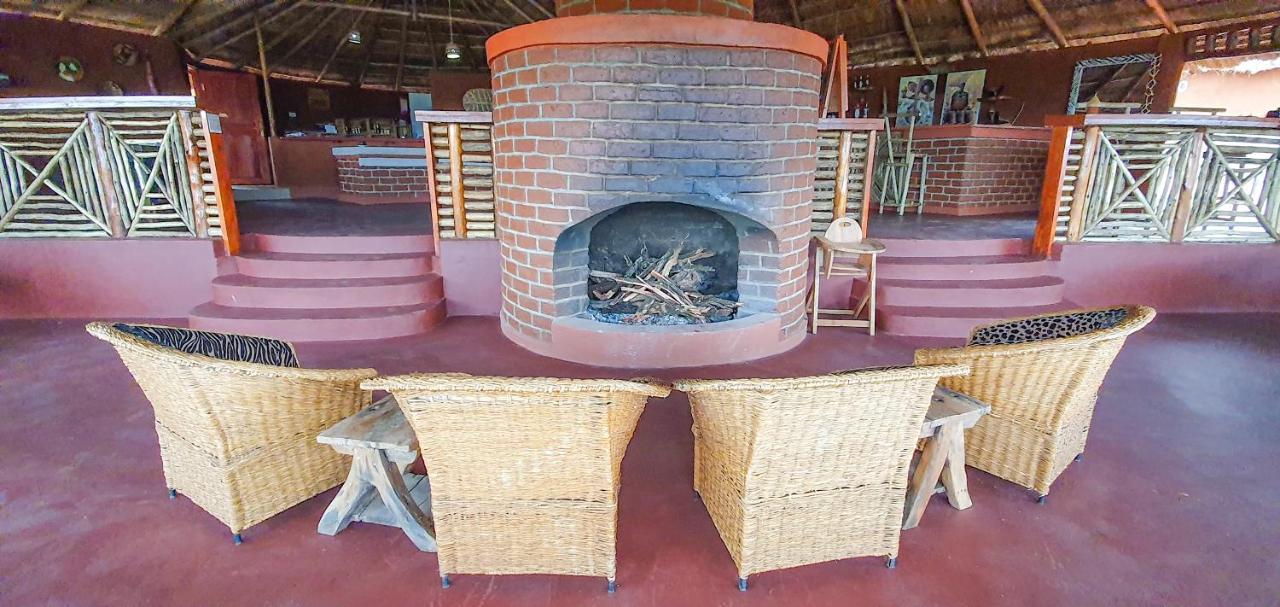 Africa Safari Maasai Boma Camping Serengeti Ngoại thất bức ảnh