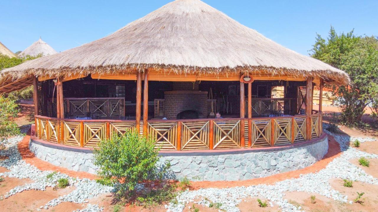 Africa Safari Maasai Boma Camping Serengeti Ngoại thất bức ảnh